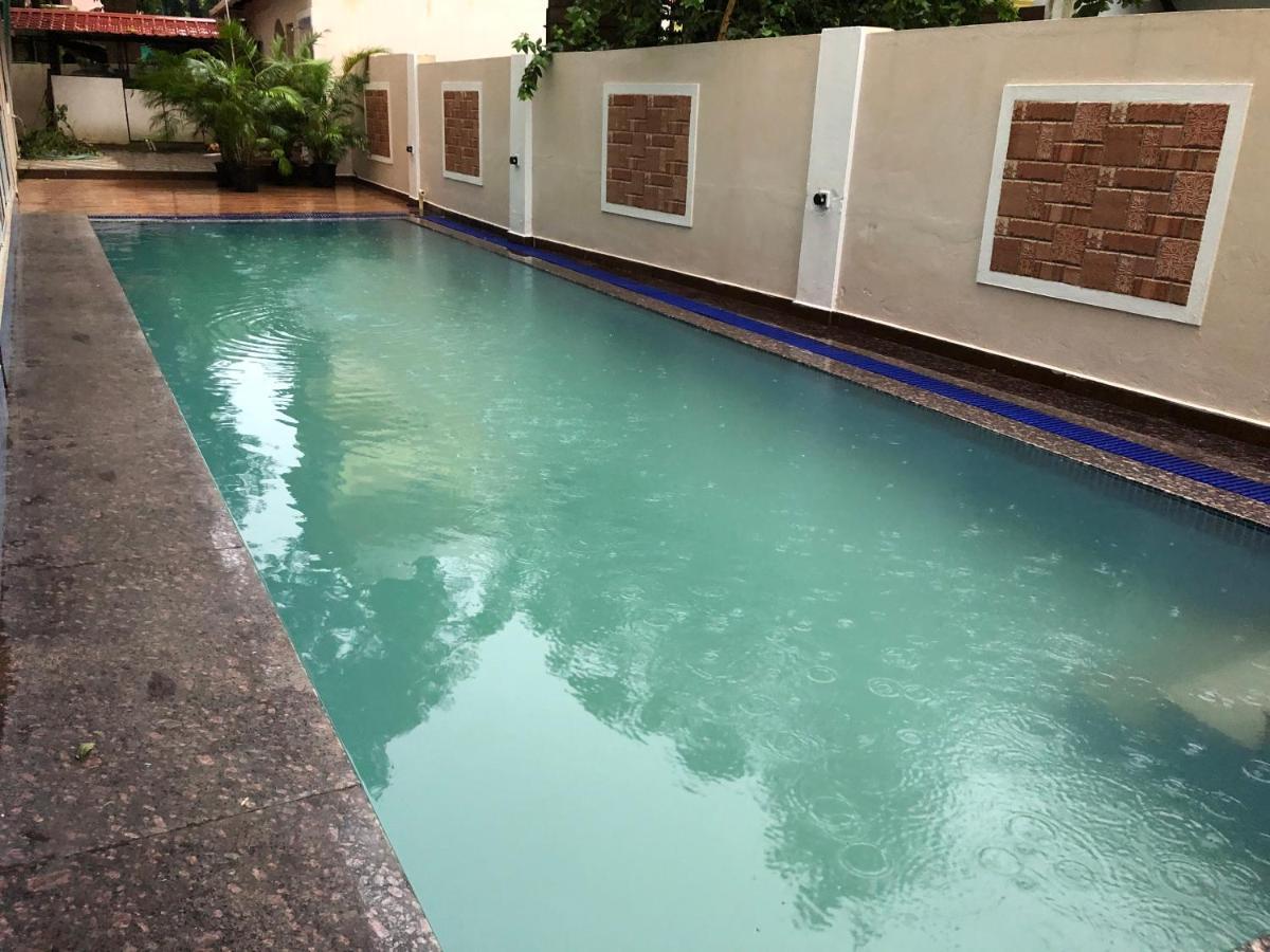 Hotel Centro Calangute Buitenkant foto
